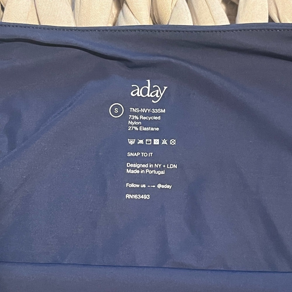 NWOT NAVY ADAY Snap To It Tank - Picture 5 of 6